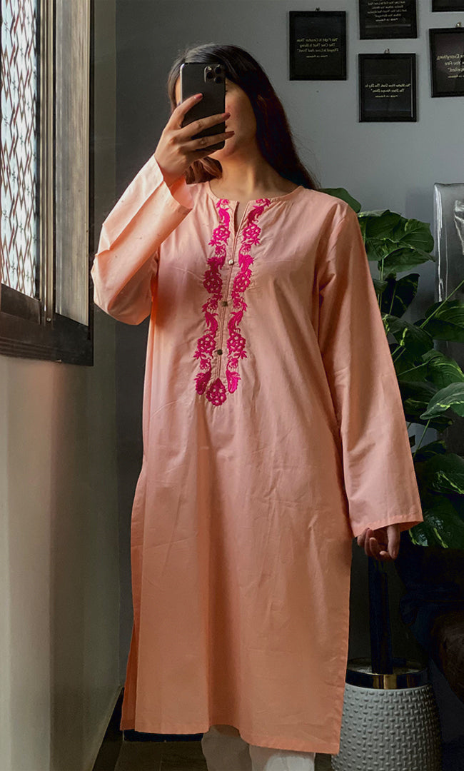 Nayab Kurti