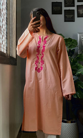 Nayab Kurti