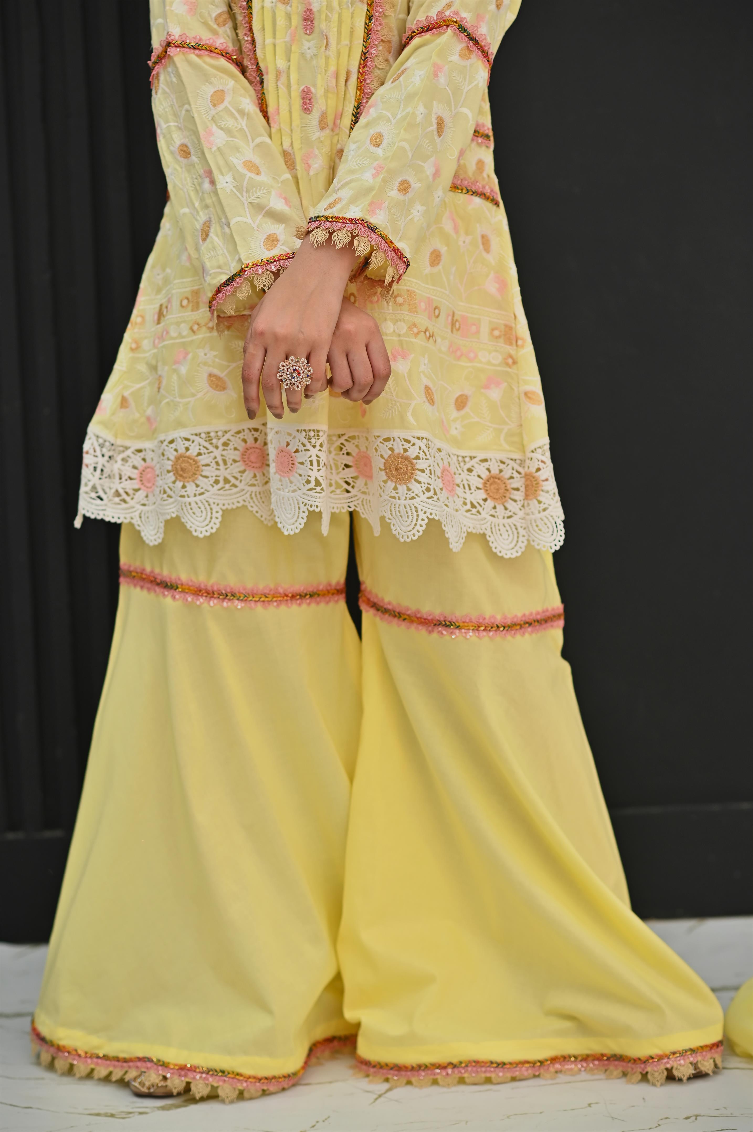 Khwab-e-Zareen (خوابِ زرّین)