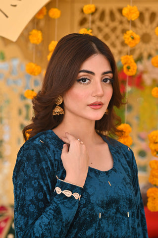 Almas - 2Pc Stitched
