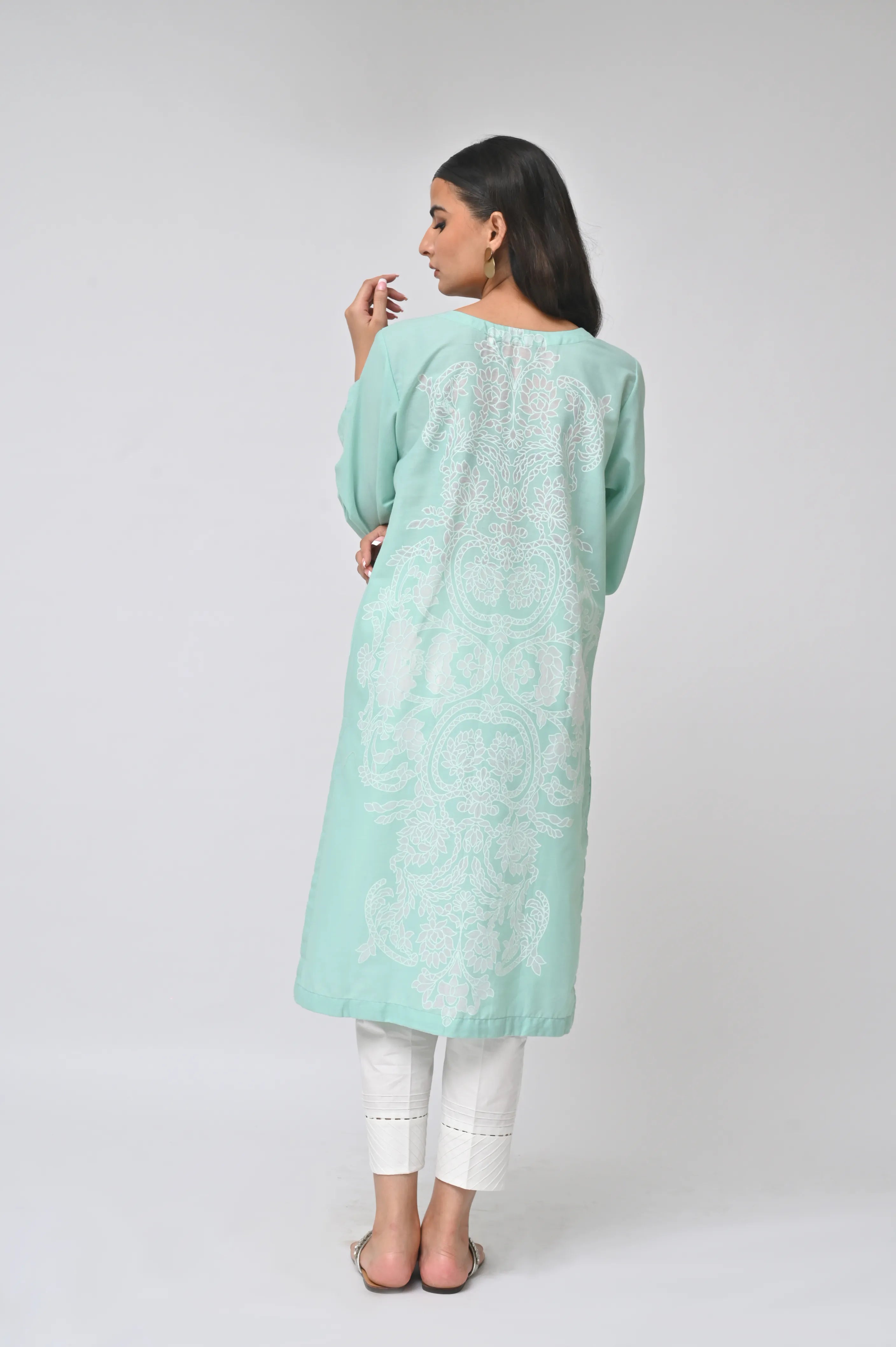 Zaynah Kurti (F15)