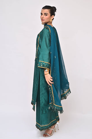 ZEENAT (Teal Temptation)